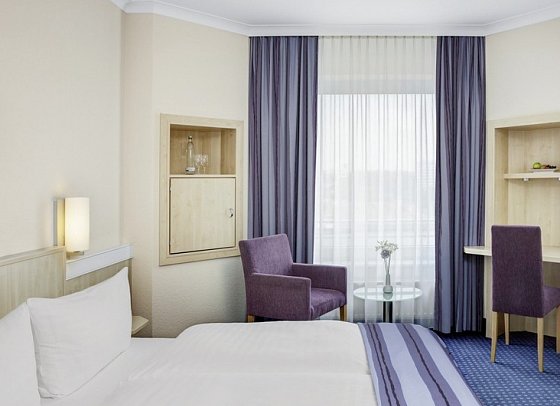 IntercityHotel Kiel - Wohnbeispiel Doppelzimmer Standard (Zimmercodierungen DG1 & DC1)