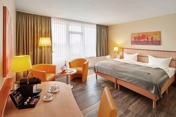 Ferien- und Freizeitpark Weissenhäuser Strand - Strandhotel - Wohnbeispiel Doppelzimmer Meerseite (Zimmercodierungen DB1, DC2, DX2 & FB4)