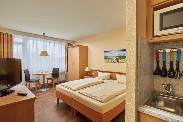 Ferien- und Freizeitpark Weissenhäuser Strand - Wohnbeispiel An der Düne 1 Raum Appartement 25 qm (Zimmercodierungen SB1 & SBC)