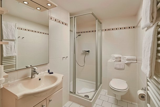 Ferien- und Freizeitpark Weissenhäuser Strand - Beispiel Bad Gartenappartement 80 qm (Zimmercodierung PBG)