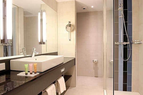 Hafenhotel Meereszeiten - Wohnbeispiel Doppelzimmer Superior (Zimmercodierung DS1)