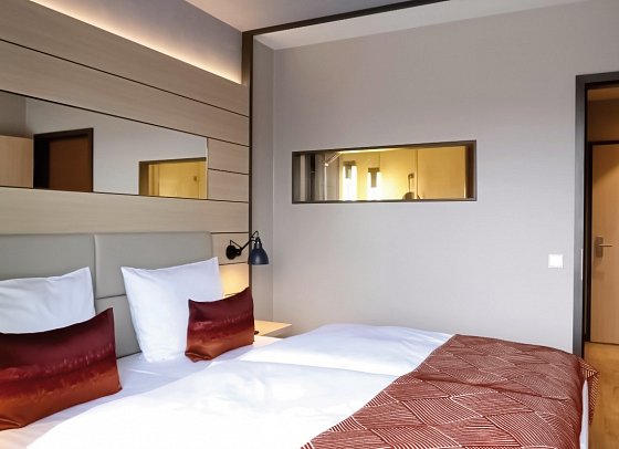 Hafenhotel Meereszeiten - Wohnbeispiel Doppelzimmer Standard (Zimmercodierung DG1)
