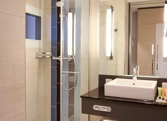 Hafenhotel Meereszeiten - Wohnbeispiel Doppelzimmer Komfort (Zimmercodierung DF1)