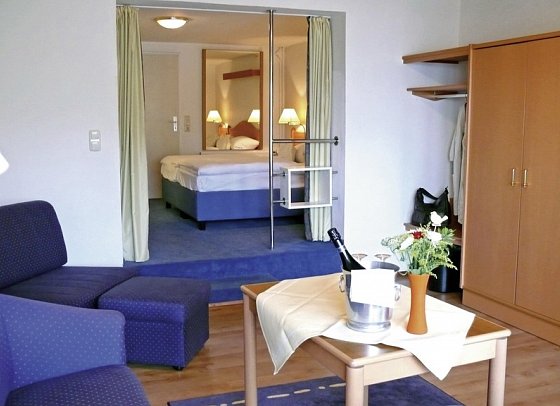 Hotel Zur schönen Aussicht - Wohnbeispiel Juniorsuite Meerseite (Zimmercodierung JBC)
