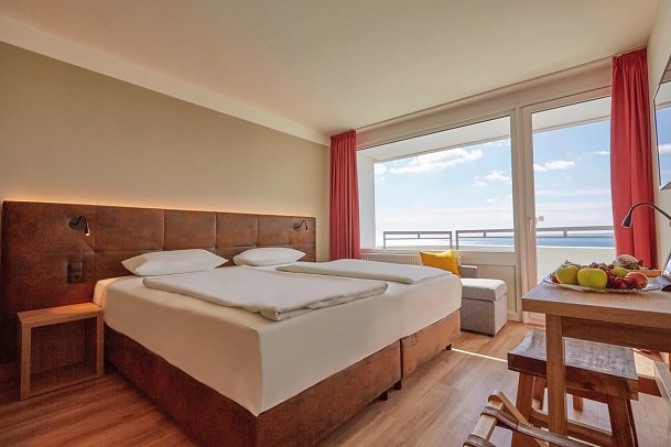Ostsee Resort Damp - Ostseehotel Midgard - Wohnbeispiel Doppelzimmer Komfort Meerblick (Zimmercodierungen DFM & DF2)