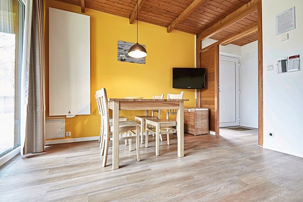 Ostsee Resort Damp - Ferienhäuser Asgard - Wohnbeispiel Blockhaus (Zimmercodierungen BB1 & BB5)