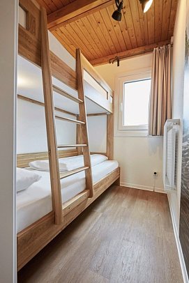 Ostsee Resort Damp - Ferienhäuser Asgard - Wohnbeispiel Blockhaus (Zimmercodierungen BB1 & BB5)