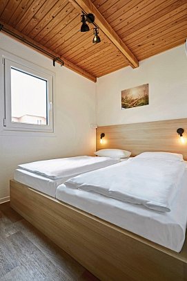 Ostsee Resort Damp - Ferienhäuser Asgard - Wohnbeispiel Blockhaus (Zimmercodierungen BB1 & BB5)