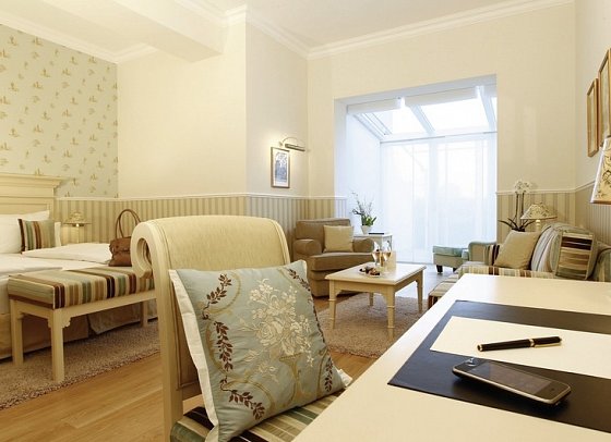 ATLANTIC Grand Hotel Travemünde - Wohnbeispiel Junior Suite Seeseite