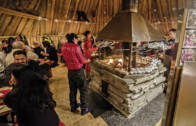 Kirkenes Snowhotel - Lavvo-Restaurant
