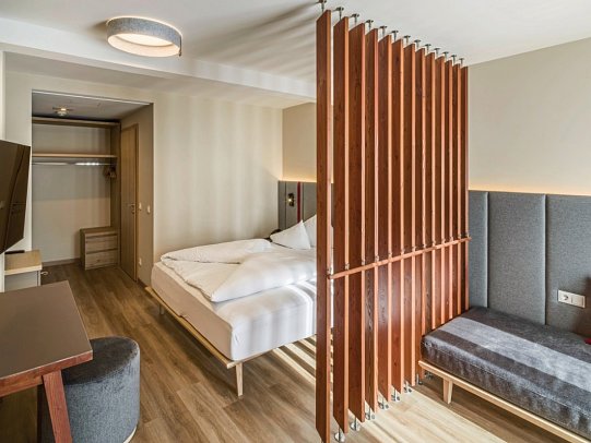Falkensteiner Hotel Sonnenalpe - Wohnbeispiel Doppelzimmer Deluxe (Zimmercodierung DD1)