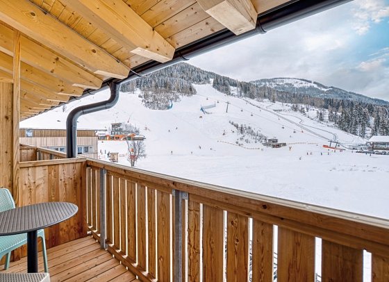 COOEE alpin Hotel Bad Kleinkirchheim - Beispiel Balkon Doppelzimmer (Zimmercodierungen DB1, DB2 & DC1)