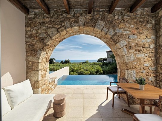 The Westin Resort Costa Navarino - Premium Infinity Sea View Suite (Zimmercodierung WMM)
