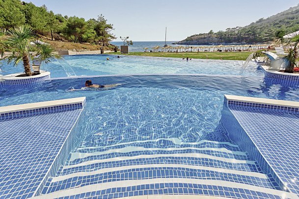 Thassos Grand Resort