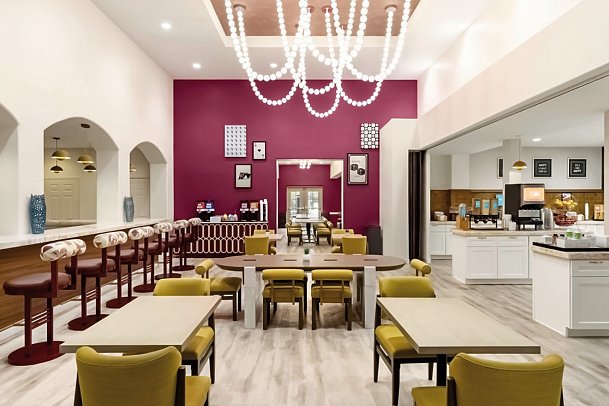 Hampton Inn Tropicana