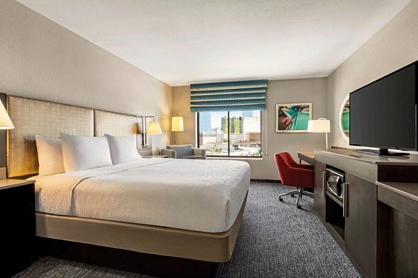 Hampton Inn Tropicana - Wohnbeispiel 1 King (Zimmercodierung UG2)