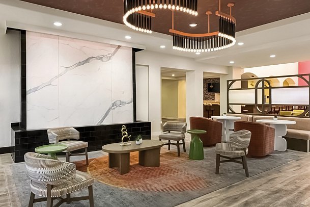 Hampton Inn Tropicana - Lobby