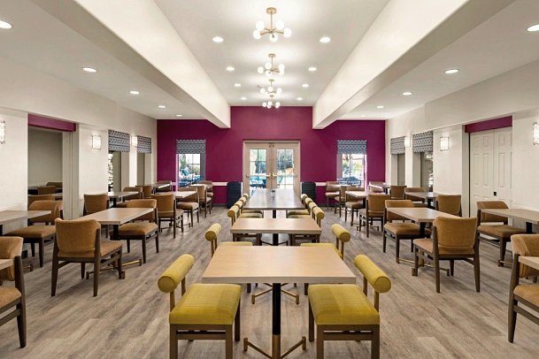 Hampton Inn Tropicana