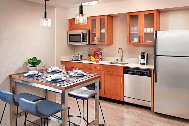 Residence Inn Los Angeles LAX/Manhattan Beach - Wohnbeispiel Studio Suite 1 Queen (Zimmercodierung SB1)