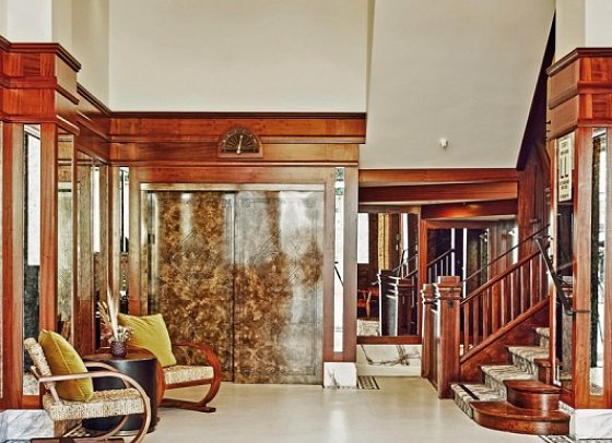 Venice V Hotel