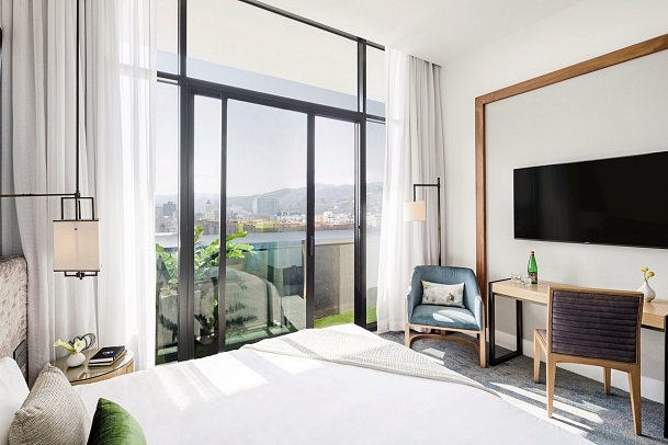 Dream Los Angeles Hollywood - Wohnbeispiel 1 King Bed with Balcony Bronze (Zimmercodierung UG2)