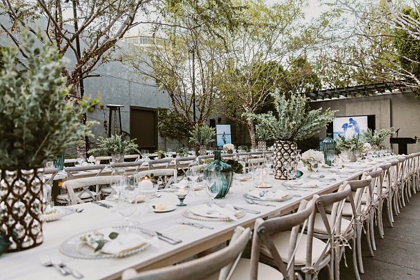 Luxe Sunset Boulevard Hotel