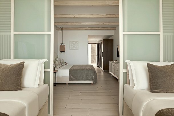 Mare Ayia Napa - Wohnbeispiel Familienzimmer seitl. Meerblick (Zimmercodierung FBN)