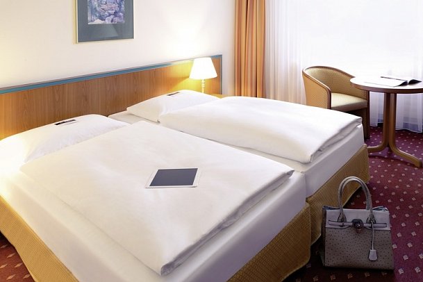 Dorint Hotel Leipzig - Wohnbeispiel Doppelzimmer Standard (Zimmercodierungen DG1 & EG1)