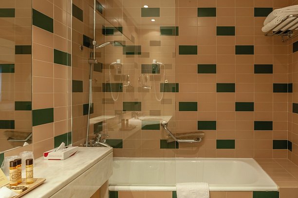 Hotel Roma - Wohnbeispiel Familienzimmer (Zimmercodierung FB1)