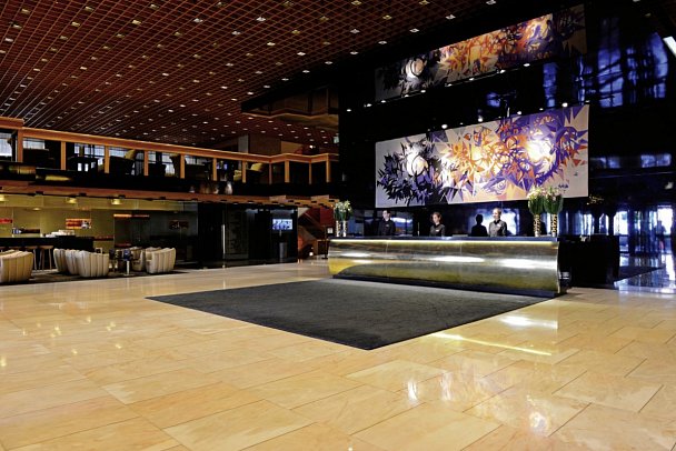 Altis Grand Hotel - Rezeption/Lobby Bar