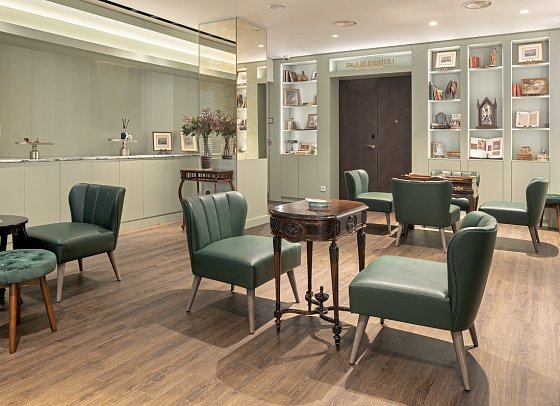 The Emerald House Lisbon, Curio Collection by Hilton