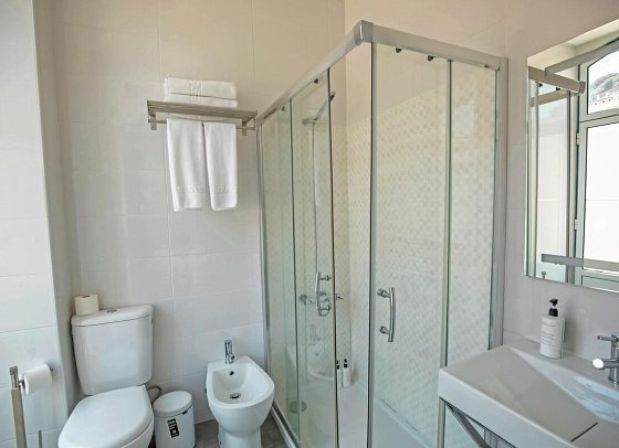 Grande Pensão Alcobia - Wohnbeispiel Doppelzimmer (Zimmercodierung DB1)