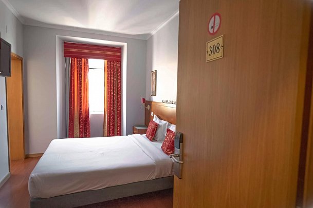 Grande Pensão Alcobia - Wohnbeispiel Doppelzimmer (Zimmercodierung DB1)