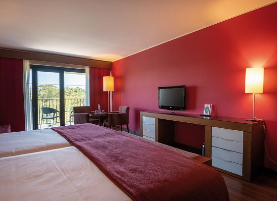 Vila Galé Cascais - Wohnbeispiel Doppelzimmer Landblick (Zimmercodierung DBL)
