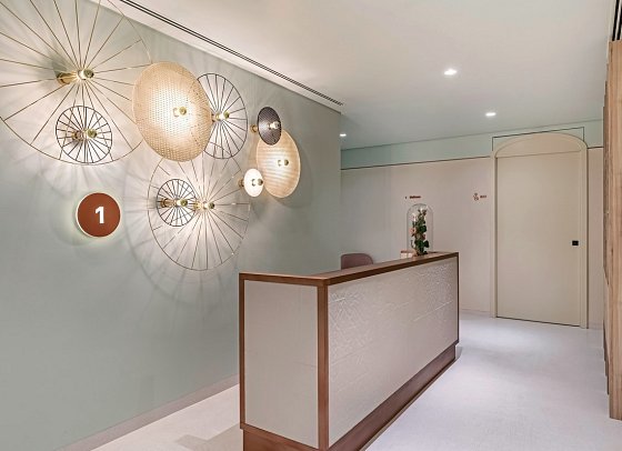 Luster Hotel