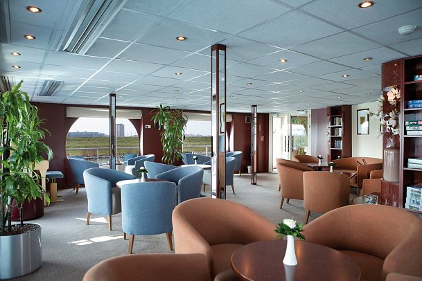 MS SE-Manon - Entlang der Donau bis Budapest - Bibliothek, MS SE Manon