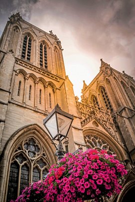 Idyllisches Südengland - Bristol Cathedral