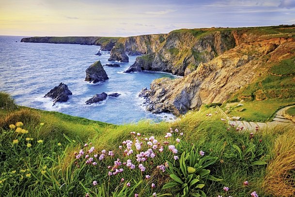 Südengland genießen - Bedruthan Steps, Cornwall