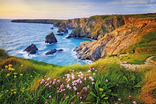 Südengland intensiv erleben - Bedruthan Steps, Cornwall