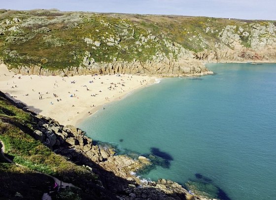Südengland aktiv erleben - Strand am Minack Theatre