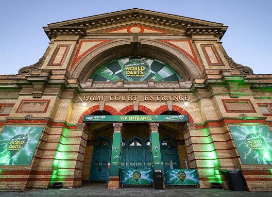 Crowne Plaza London Kings Cross - inkl. Darts WM Tickets