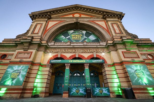 Crowne Plaza London Kings Cross - inkl. Darts WM Tickets