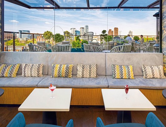 H10 London Waterloo - Sky Bar