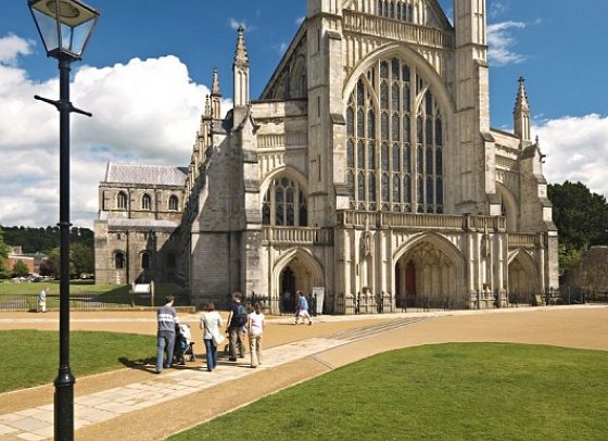 Südengland entspannt genießen - Winchester Cathedral