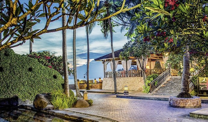 Sheraton Senggigi Beach Resort - Senja Lounge & Dine