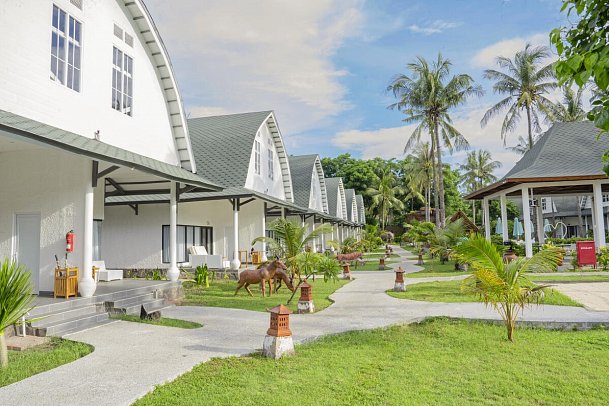 Jambuluwuk Oceano Resort Gili Trawangan - Beispiel Außenbereich Premier Lumbung (Zimmercodierung UM1)
