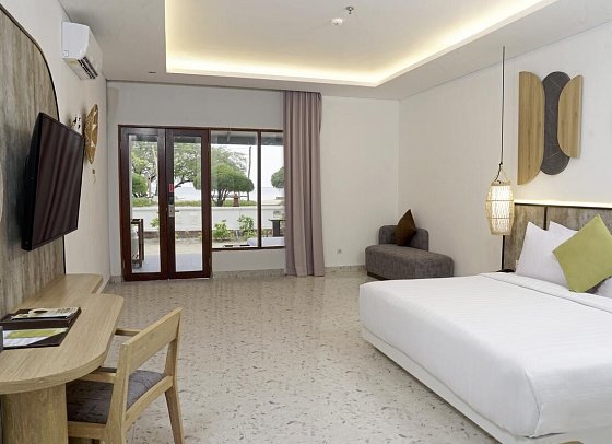 Jambuluwuk Oceano Resort Gili Trawangan - Wohnbeispiel Premier Beach Front Suite (Zimmercodierung WMO)