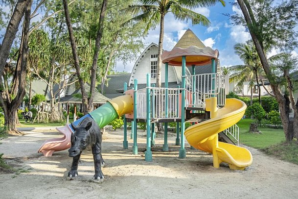 Jambuluwuk Oceano Resort Gili Trawangan