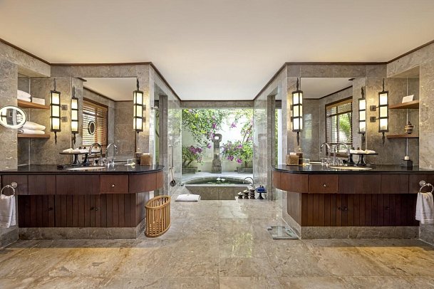 The Oberoi Beach Resort, Lombok - Bad Luxury Villa Ocean View (Zimmercodierungen VBM, VB5 & VX5)