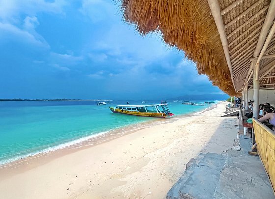 Kura Kura Beach Resort